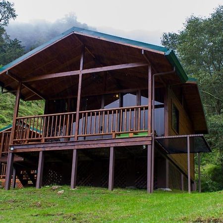 Entre Arboles Lodge Сан-Херардо-де-Дота Экстерьер фото